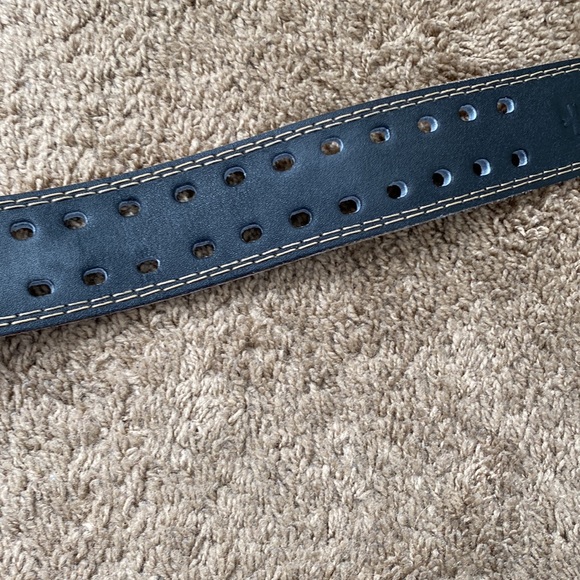 Harbinger 4” padded lifting belt - Picture 2 of 6
